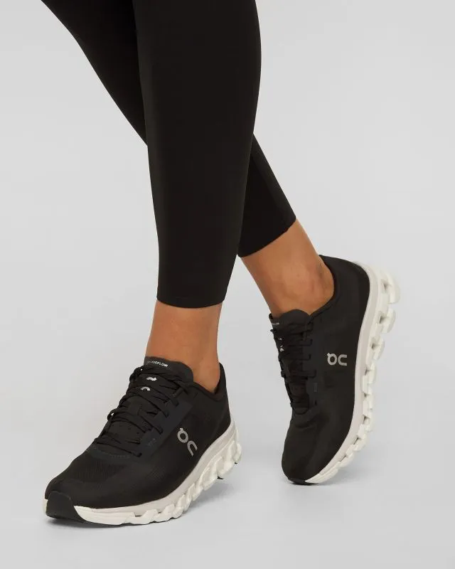 Buty damskie On Running Cloudflow 4 3WD30110299-black-white