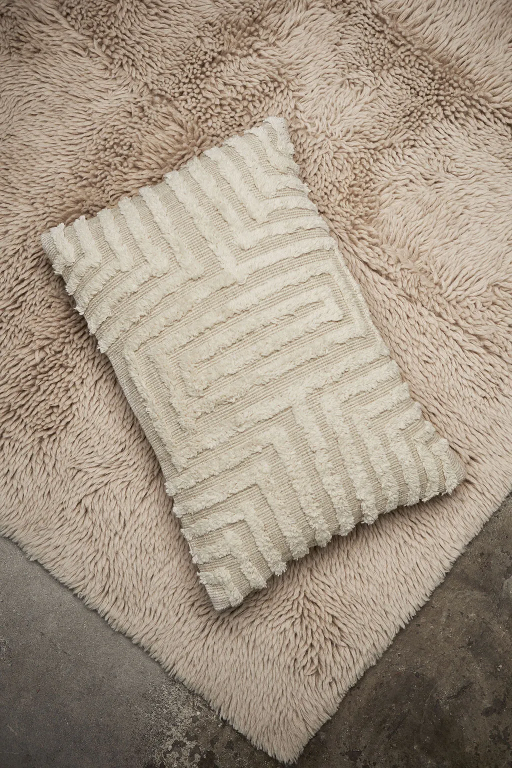 Cuscino Telin 30x50 cm.jp{font-size:18px}Offwhite