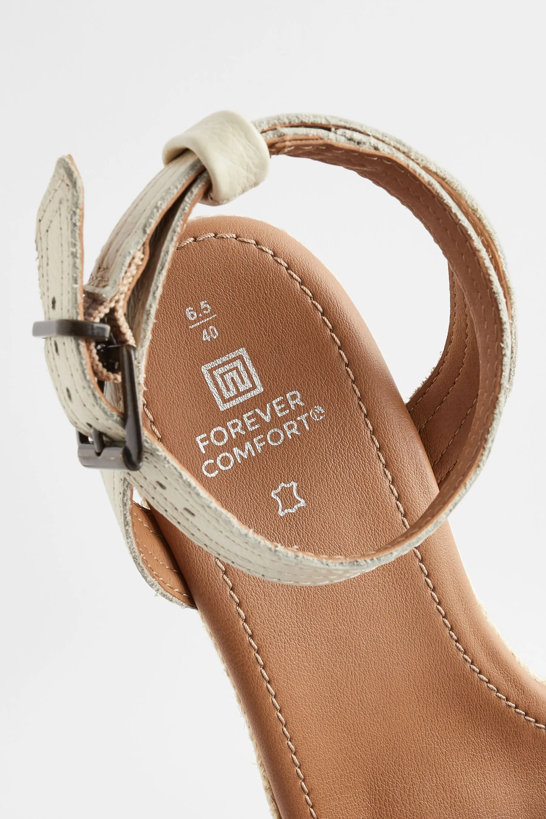 Forever Comfort - Espadrilles in pelle con zeppa e cuciture a sopraggisso
