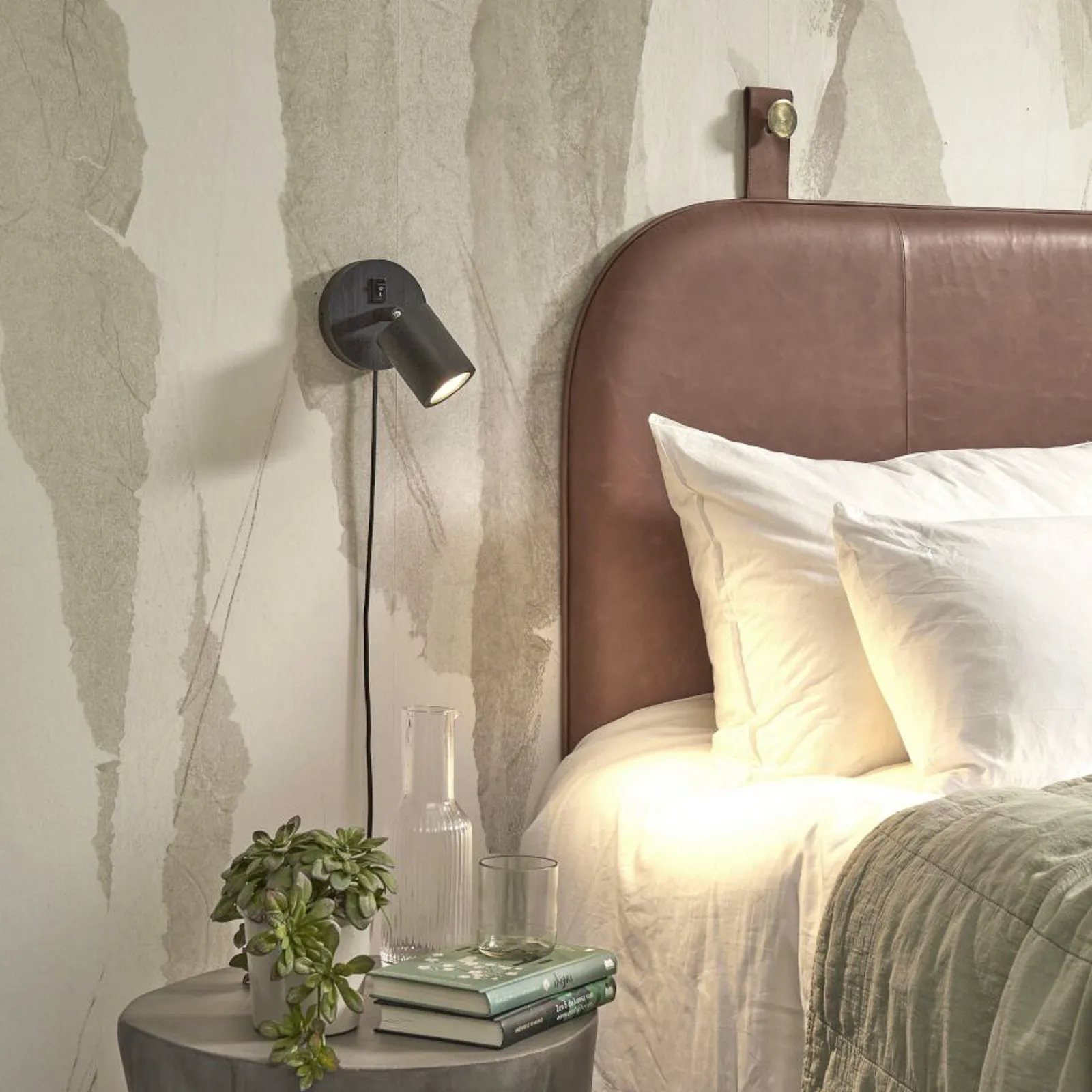 GOOD & MOJO Java applique, spina, 1 luce, nero