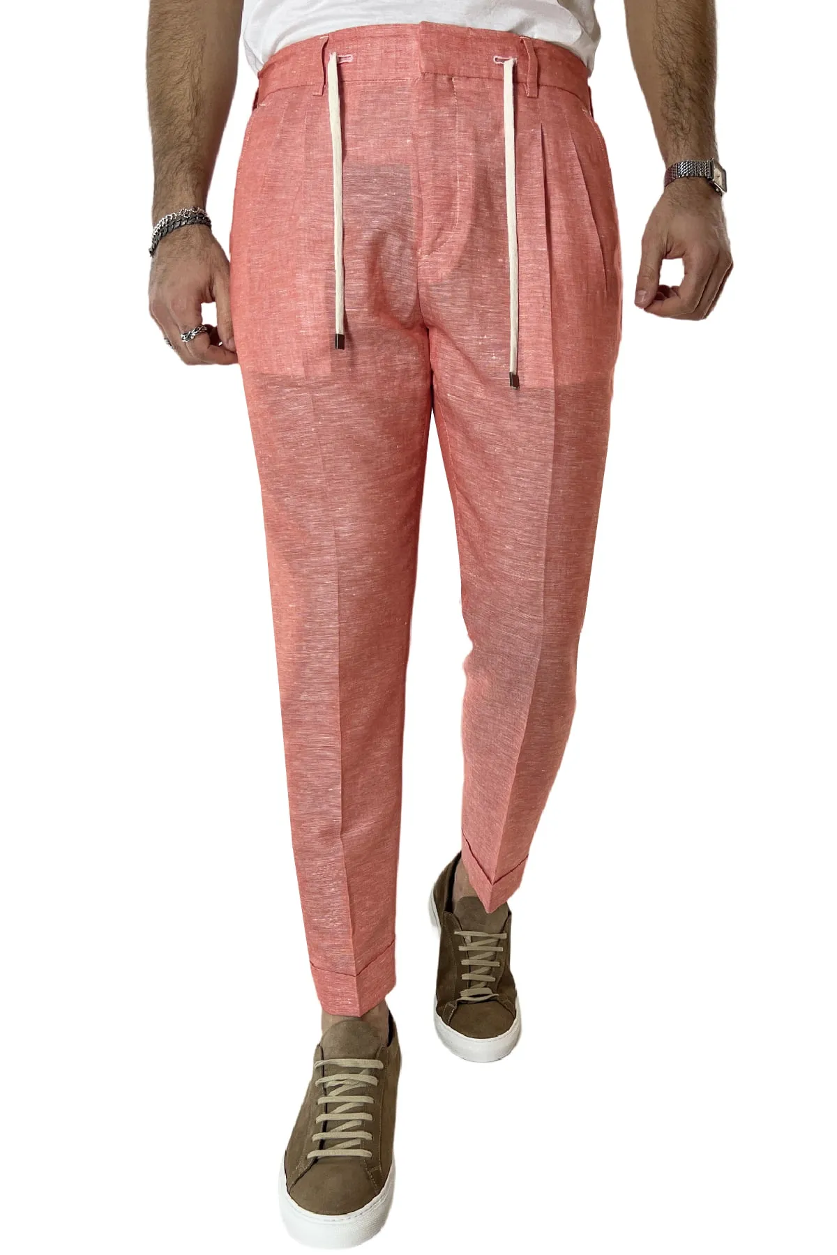 Pantalaccio uomo arancio in lino e cotone tasca america con doppia pence e laccio in vita risvolto 4cm