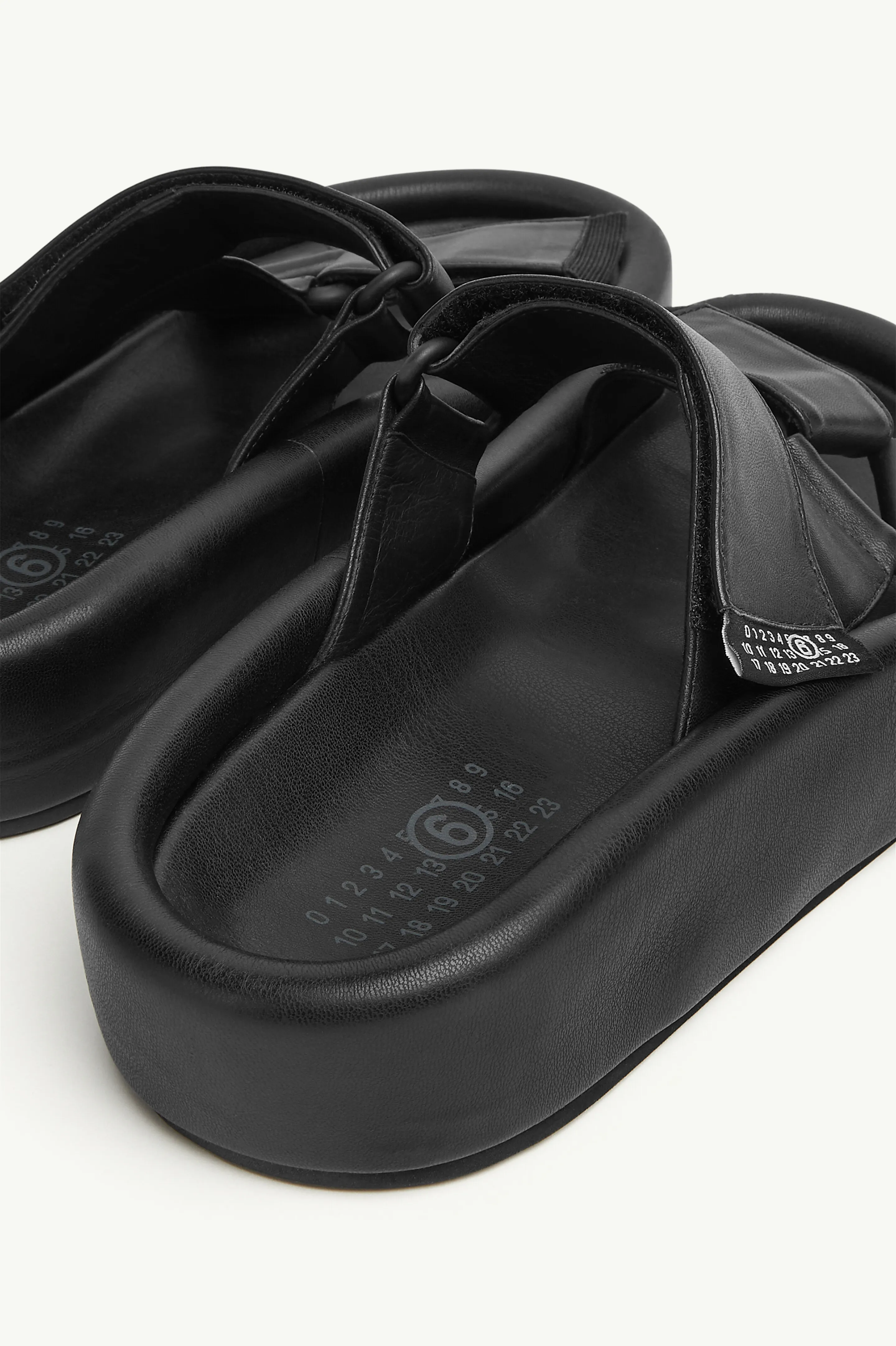 Sandali slip-on con plateau