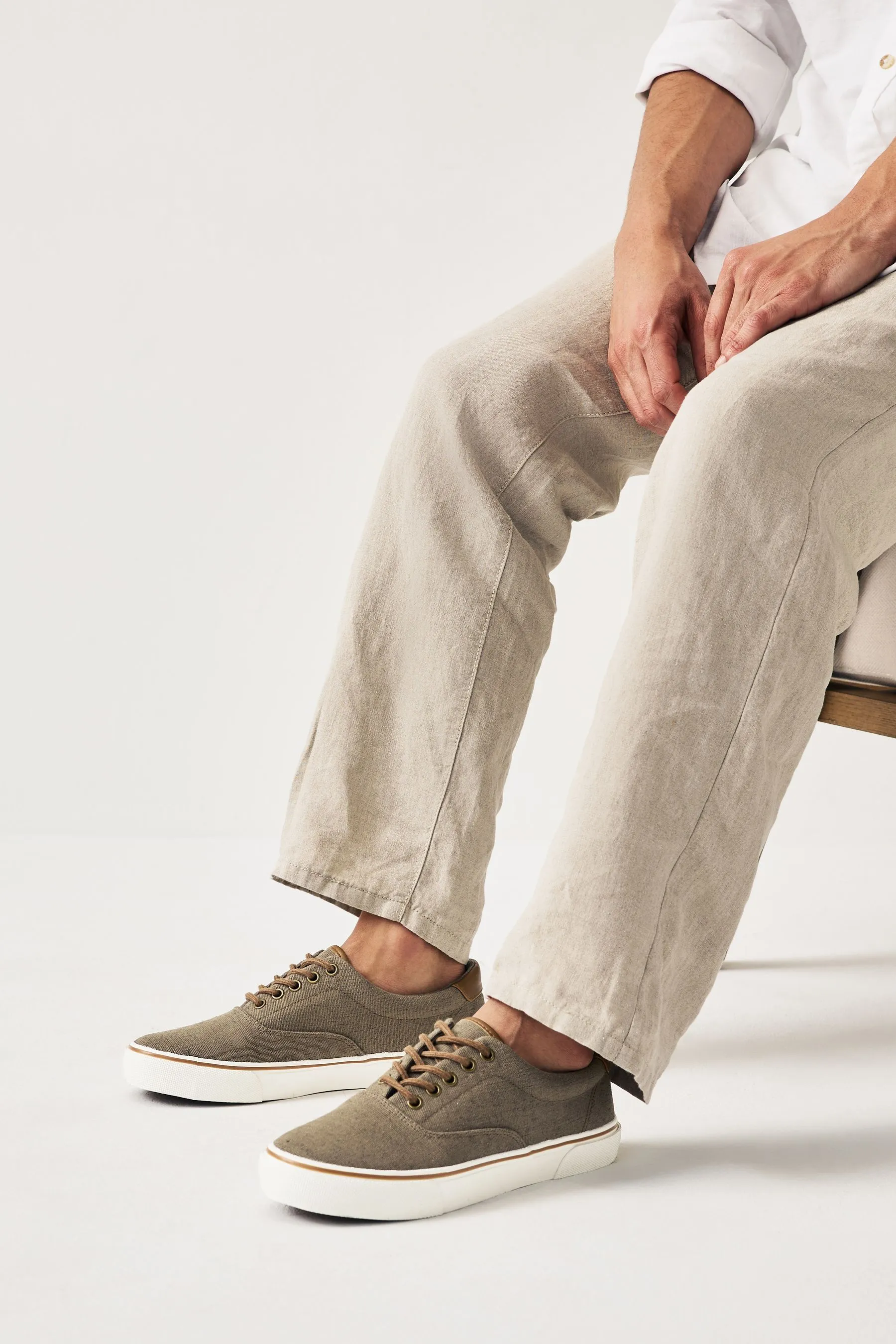 Sneakers di tela classiche