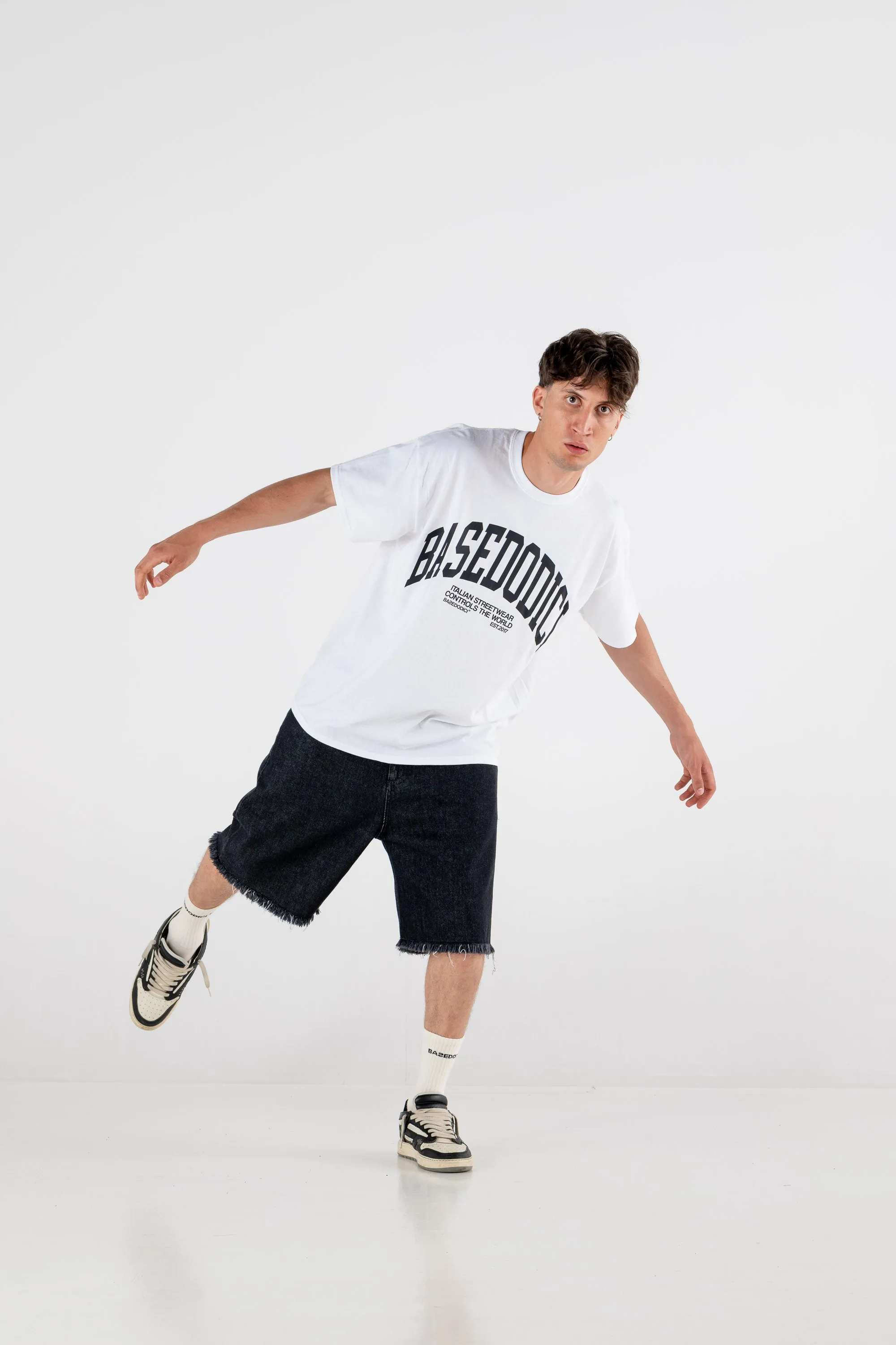 T-Shirt “RESORT” ArcLogo White