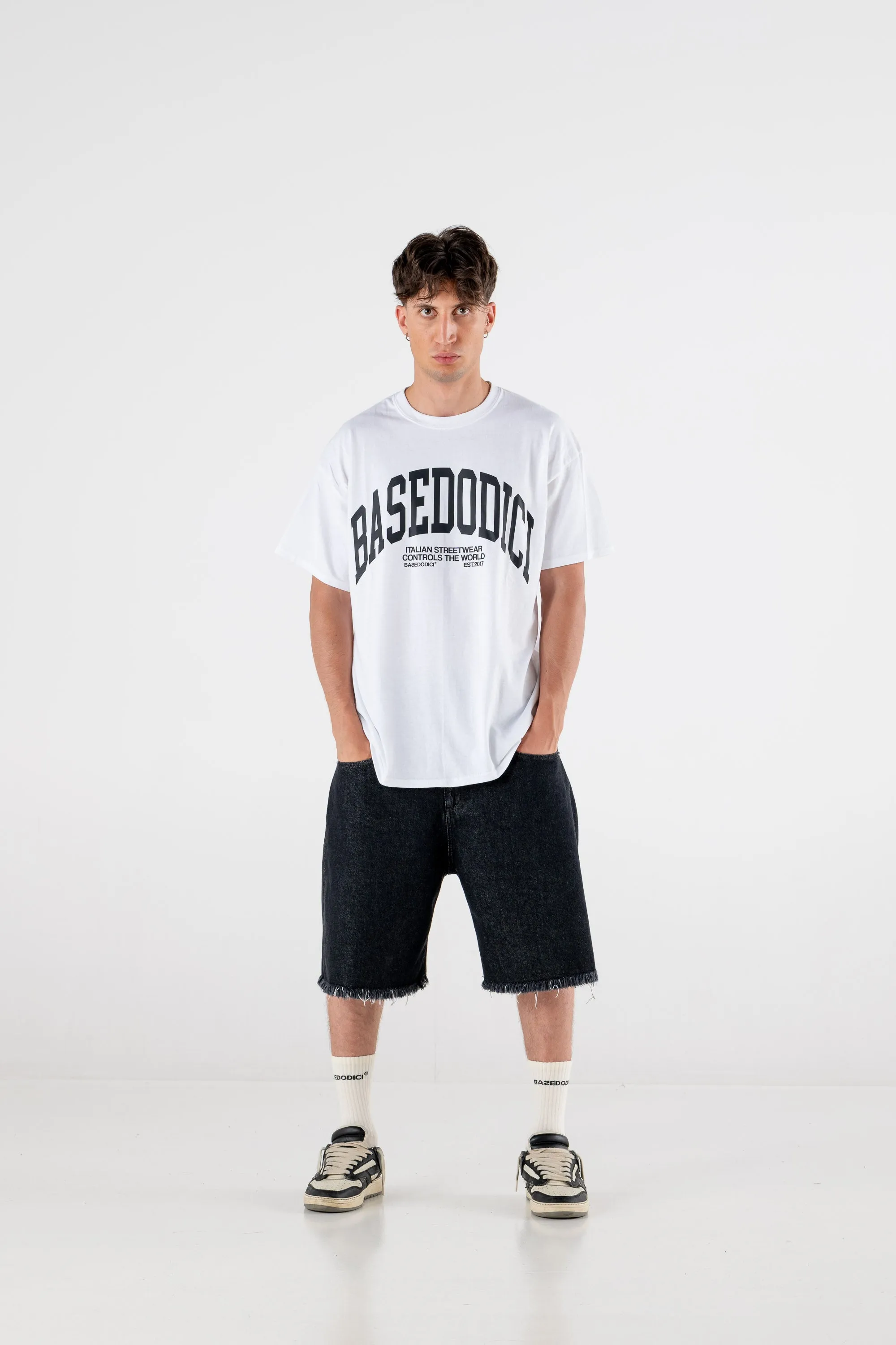 T-Shirt “RESORT” ArcLogo White