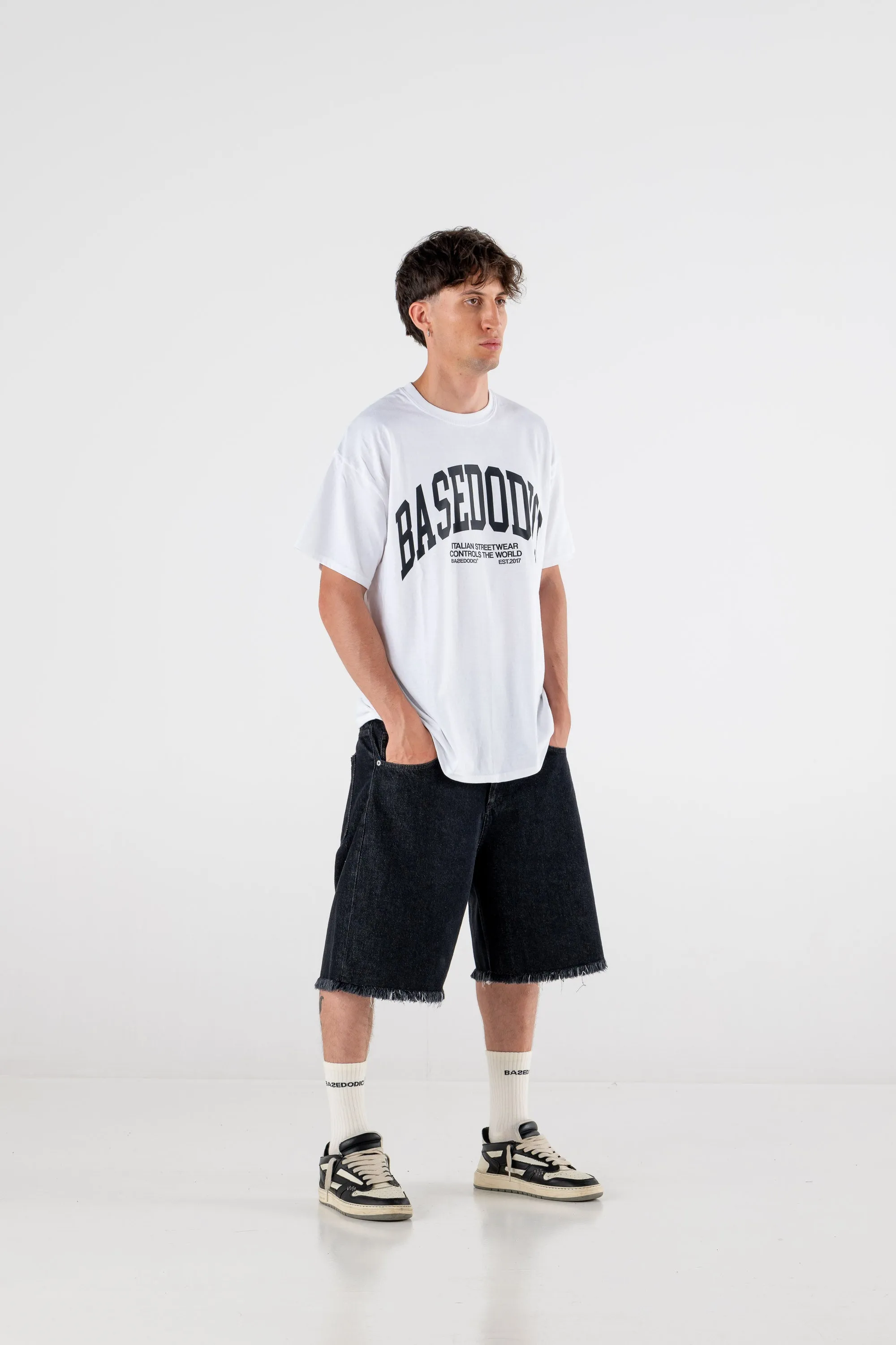 T-Shirt “RESORT” ArcLogo White