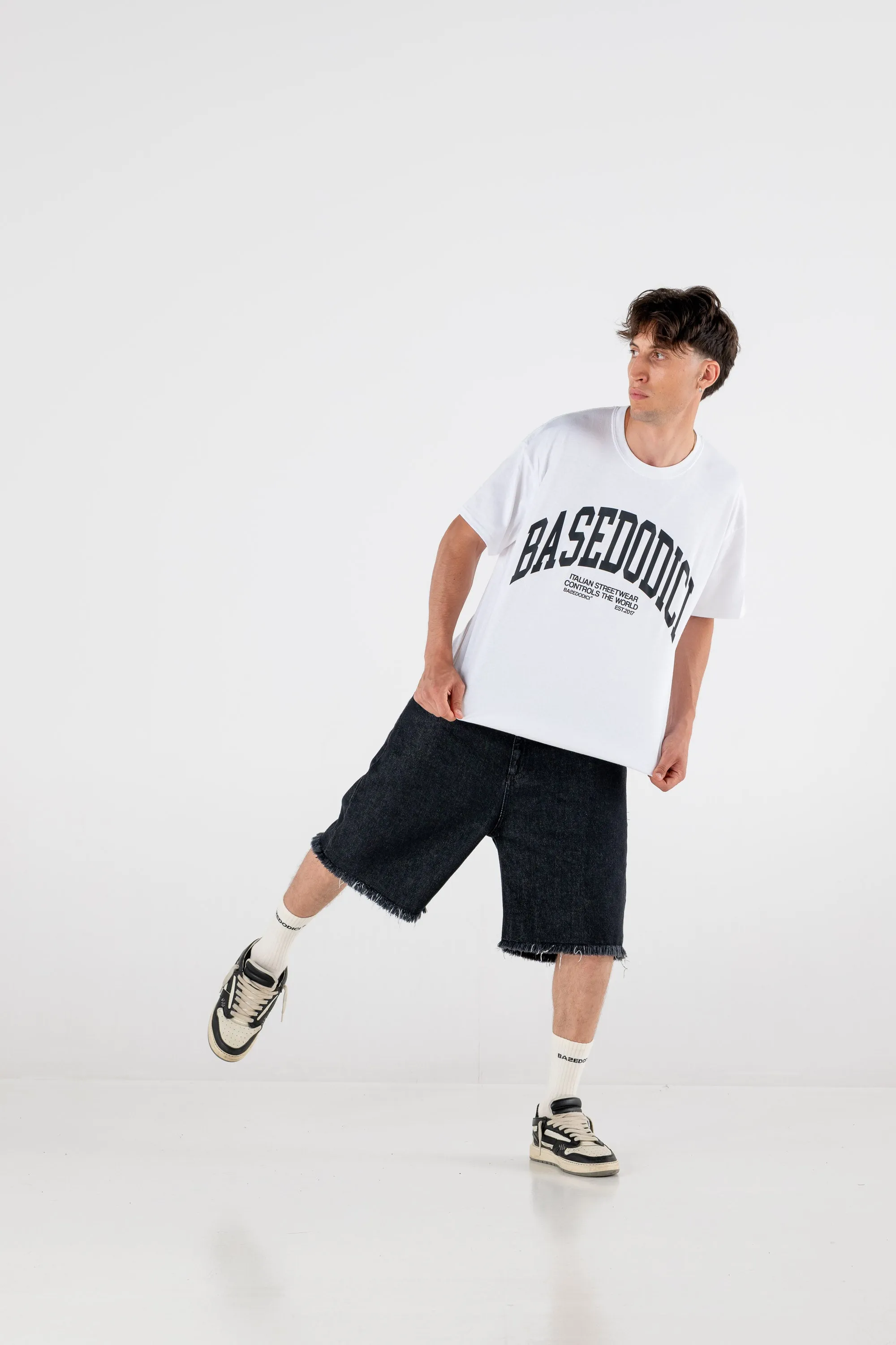 T-Shirt “RESORT” ArcLogo White