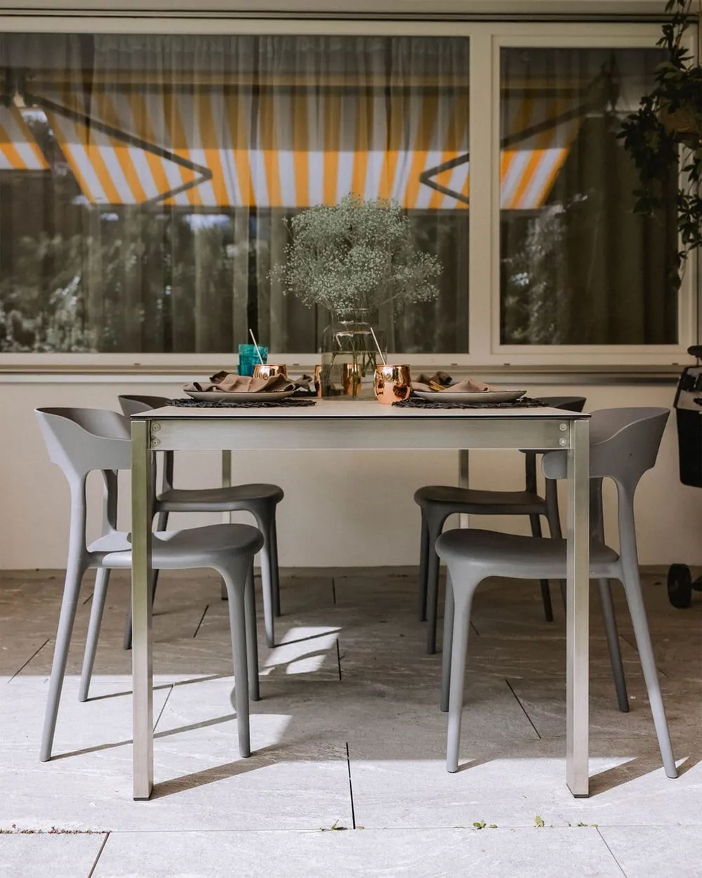Tavolo da giardino vetro temperato e acciaio inox bianco e argento 180 x 90 cm COSOLETO